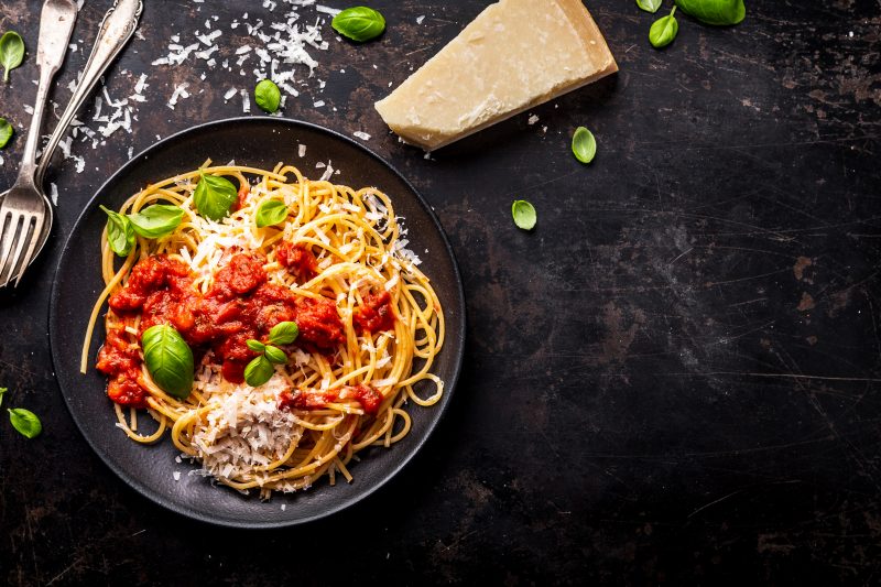 Spaghetti mit Tomatensugo