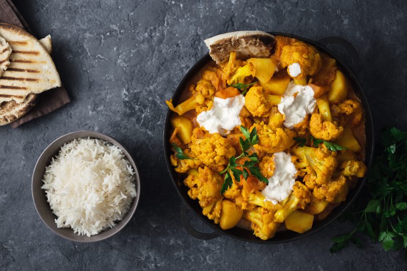 Indisches Blumenkohl-Kartoffel-Curry (Aloo Gobi)