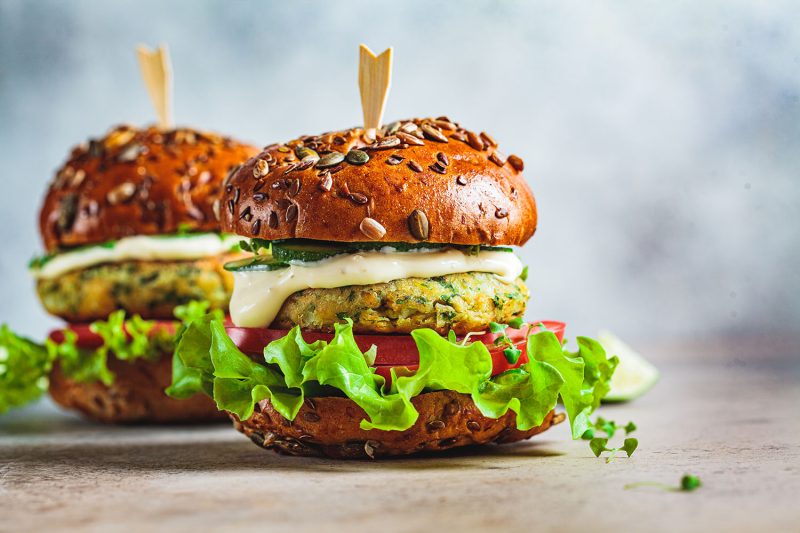 Veganer Falafel-Burger