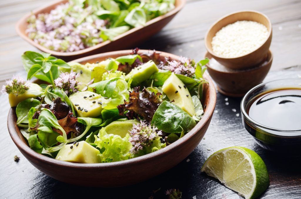 Grüner Salat mit Avocado | Rezept