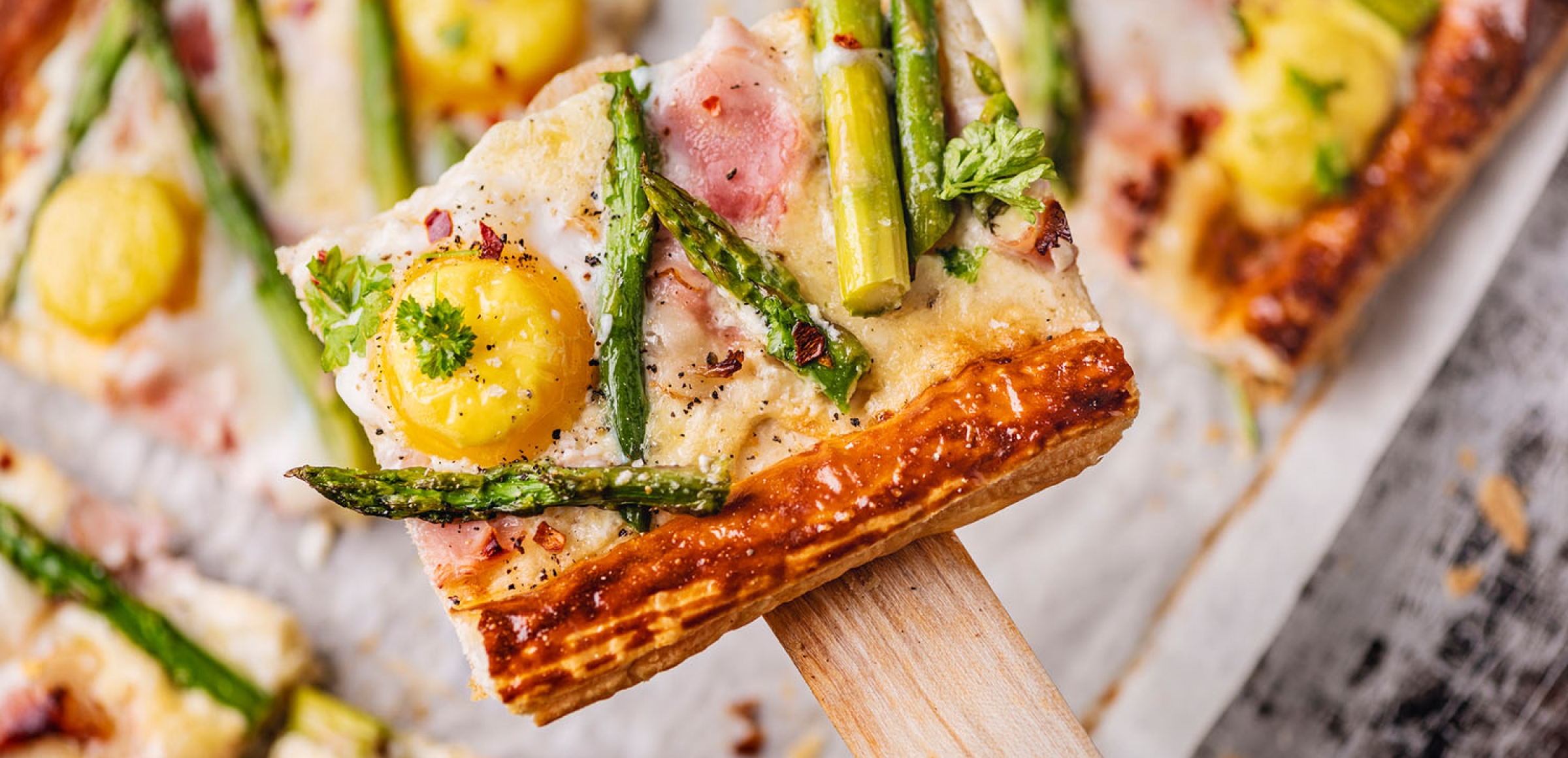 Spargel Tarte mit Schinken &amp; Spiegelei | Rezept