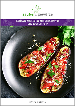 Gefüllte Aubergine mit Granatapfel und Joghurt-Dip